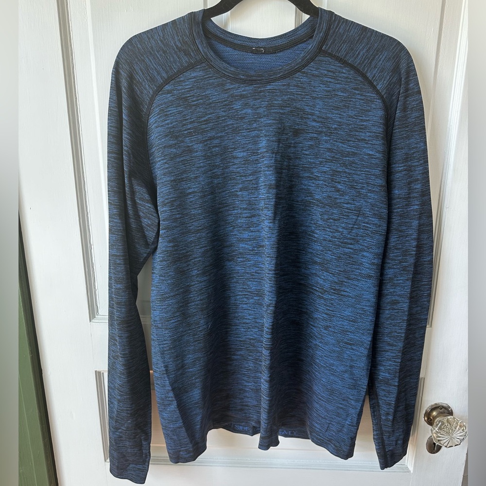 Lululemon License to Train men’s long sleeve shirt